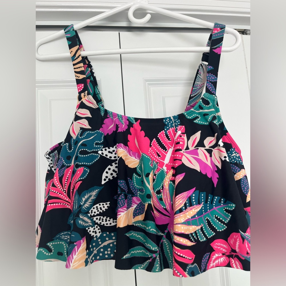 Shapermint Essentials Black and Multicolor Swimwear